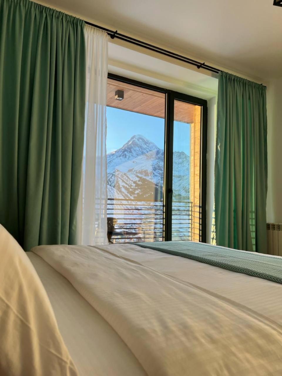 Kazbegi Hotel Grand View Dış mekan fotoğraf