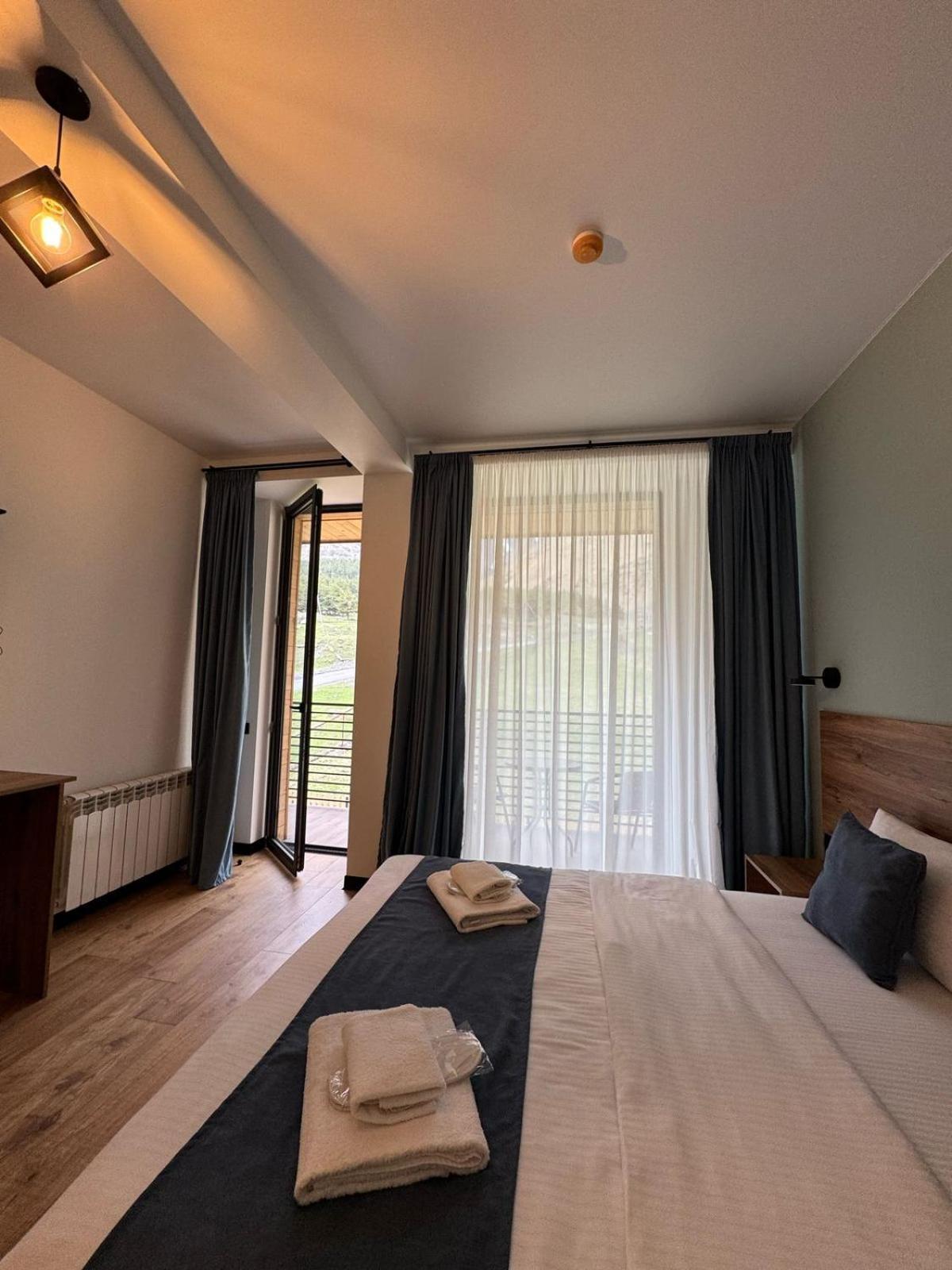 Kazbegi Hotel Grand View Dış mekan fotoğraf